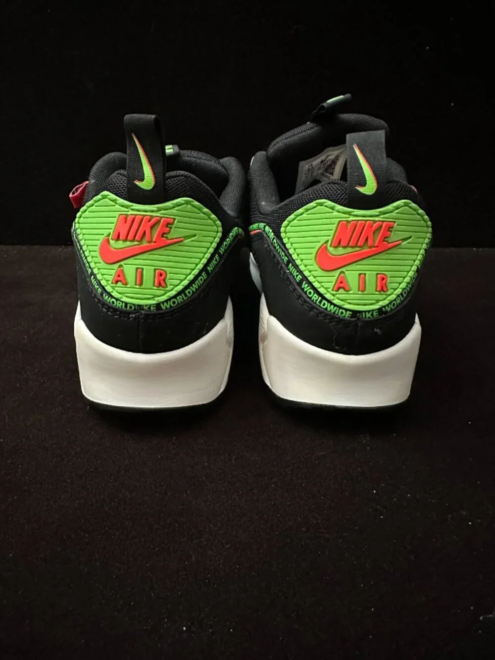 Nike Air Max 90 Worldwide Pack Black Sneakers Size 8.5